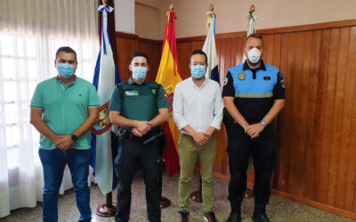 Recepción al nuevo teniente del puesto de la Guardia Civil en La Victoria